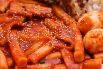 cosa sono teokbokki ricetta gnocchi riso