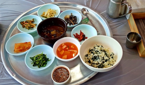 ajumma banchan