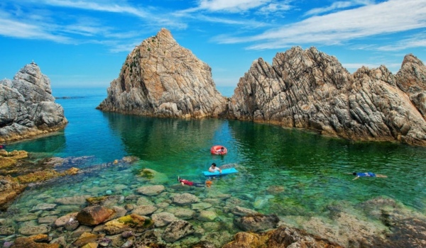 Snorkeling a Samcheok